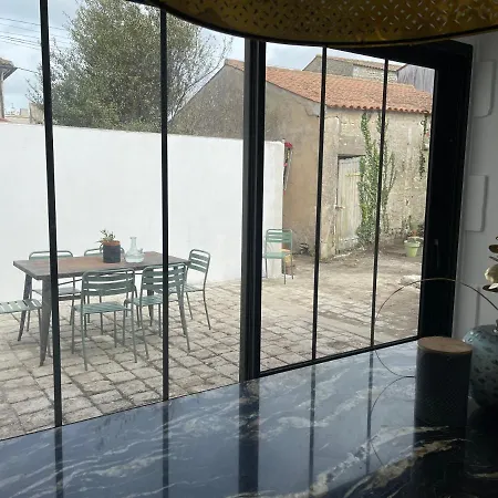 Propriete Io8 - Oleron 度假居 *